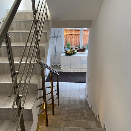 Gabo Pre 15 Osob Semesterbostad *